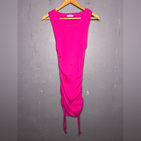 Good American Ruched Mini Dress Bodycon Barbie Pink (Size 2) - Picture 3 of 5